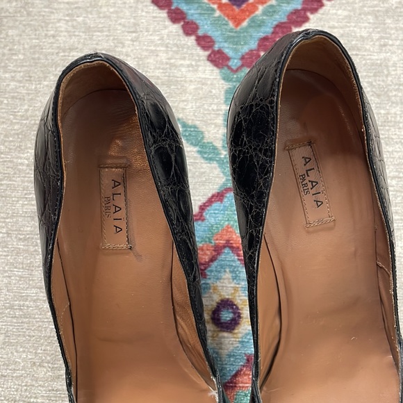 Alaia Open Toe Croc pumps - Picture 5 of 10